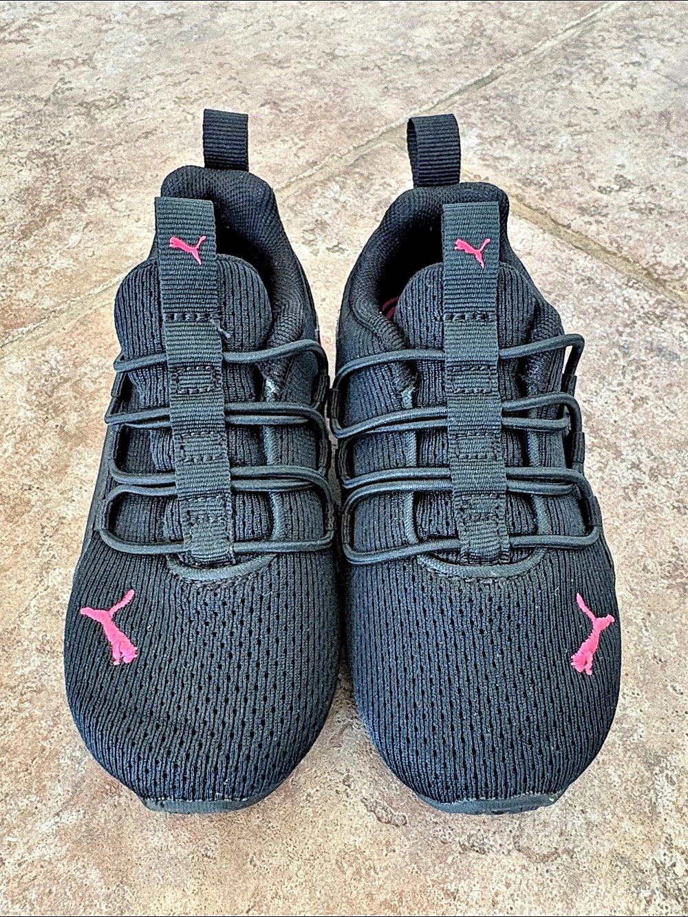 Puma Riaze Prowl Black & Pink Sneakers